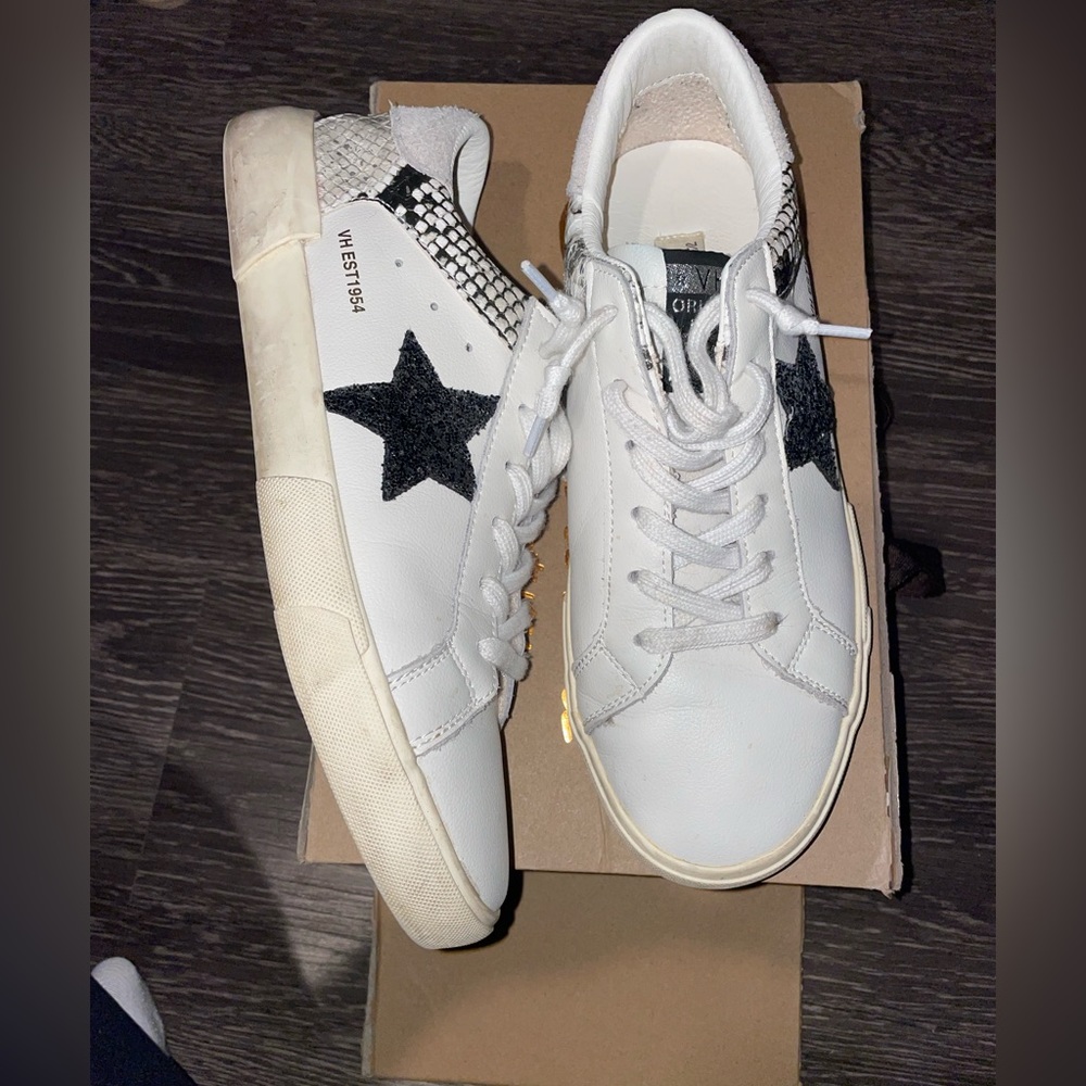 Vintage Havana Peggy Sneakers